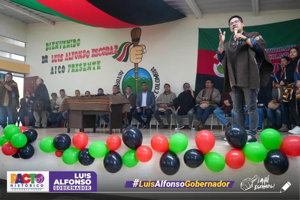 Reunión del gobernador electo, Luis Alfonso Escobar con los pueblos indígenas Pastos y Quillacingas.